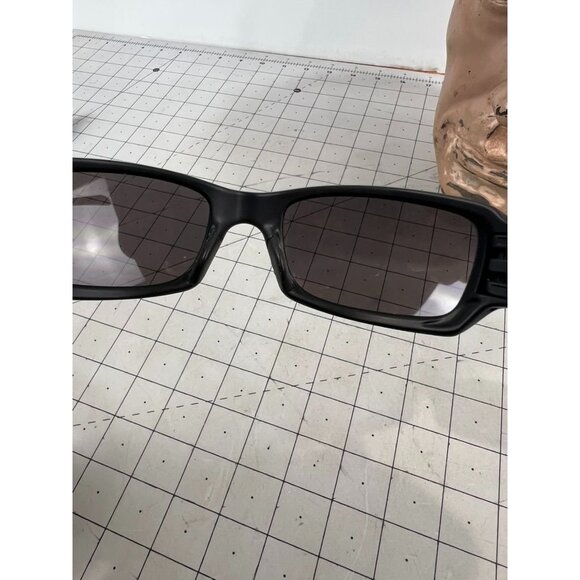 Oakley Fives Squared Sunglasses Matte Black Warn Grey Lens OO9238-1054 new - Picture 8 of 9